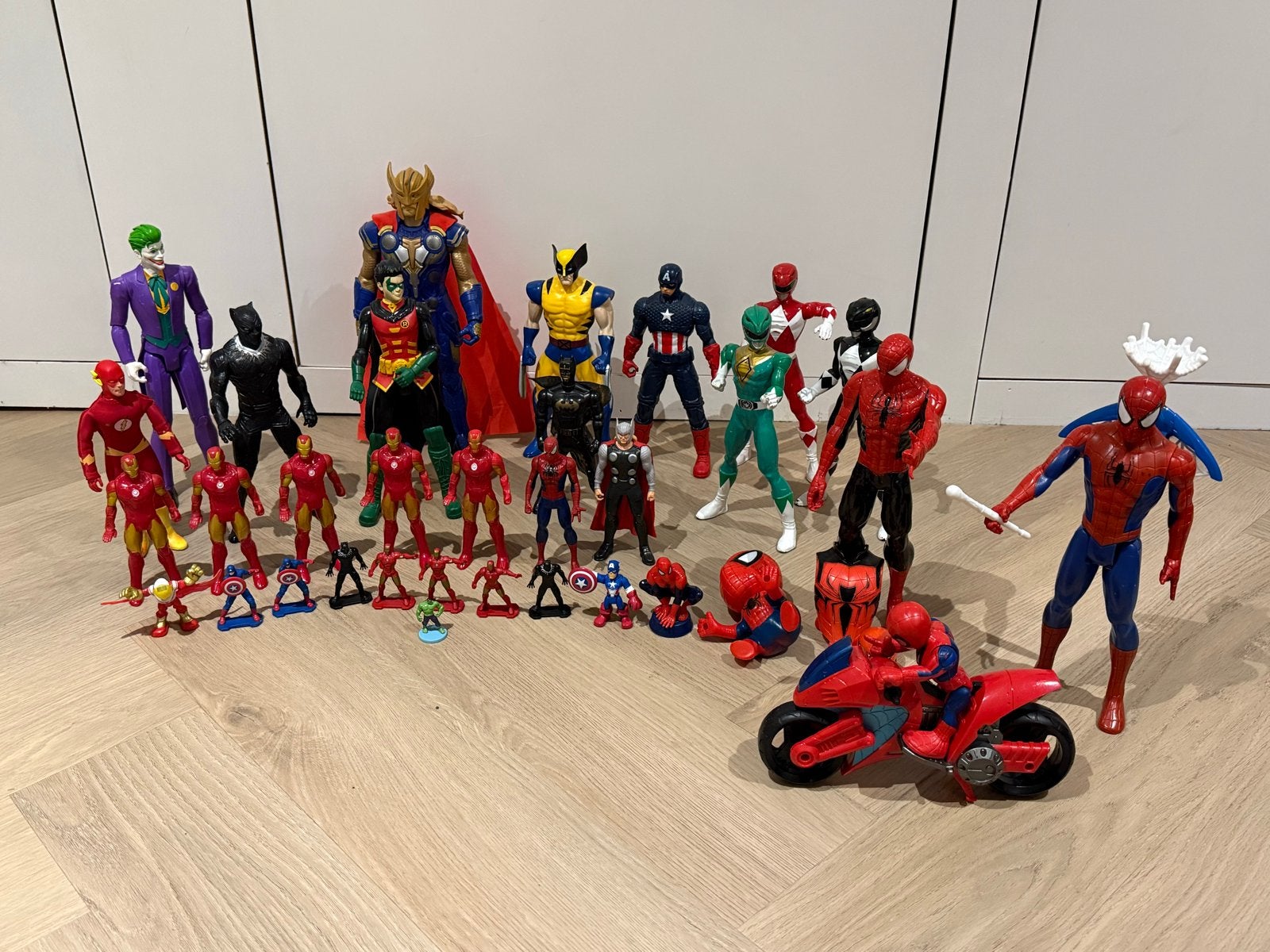 Grote collectie Marvel, DC en Power Rangers actiefiguren, Ophalen of Verzenden, Zo goed als nieuw