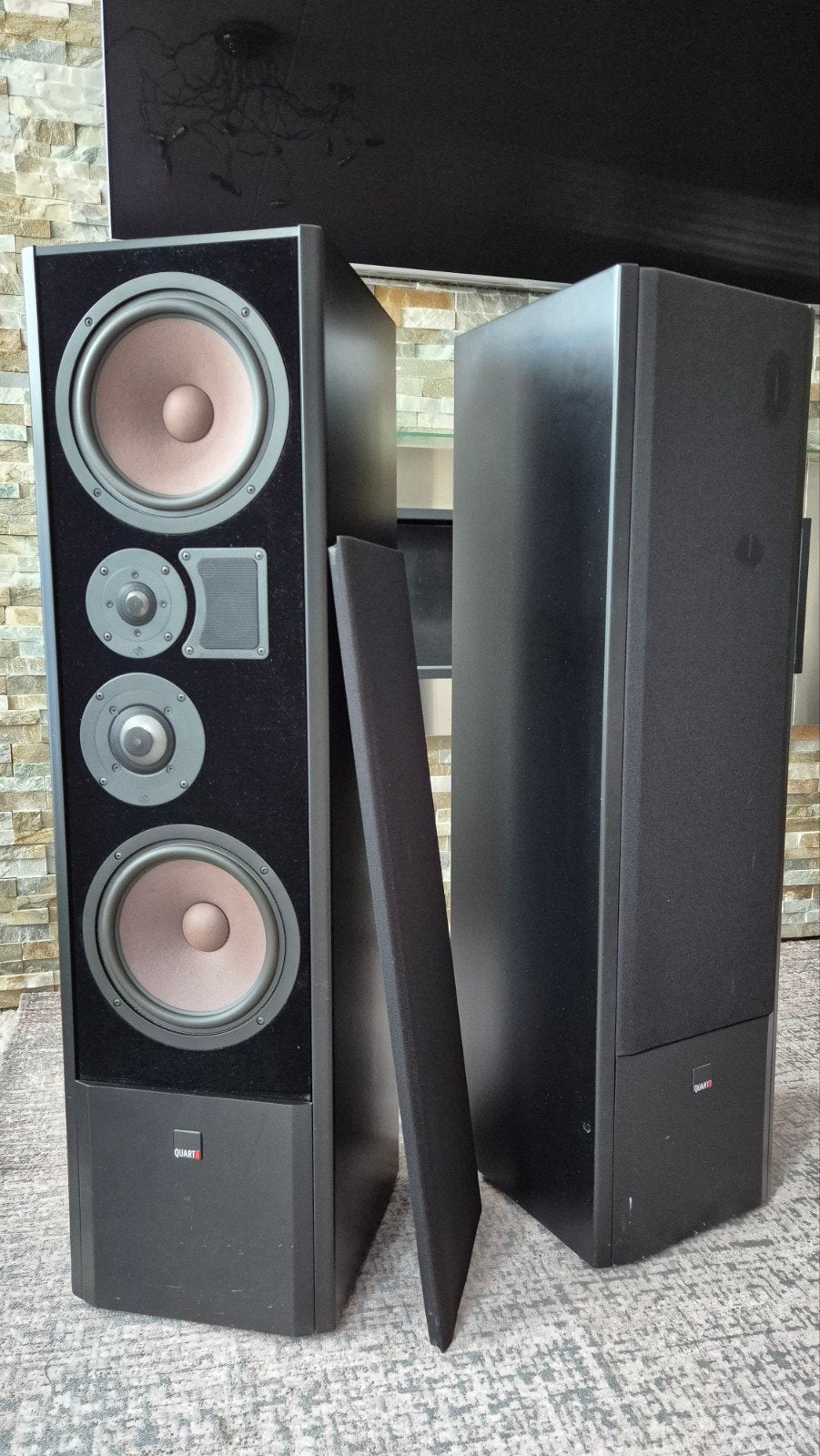 MB Quart 1090 MCS Vloerstaande Luidsprekers, Overige merken, Gebruikt, Ophalen of Verzenden, 120 watt of meer