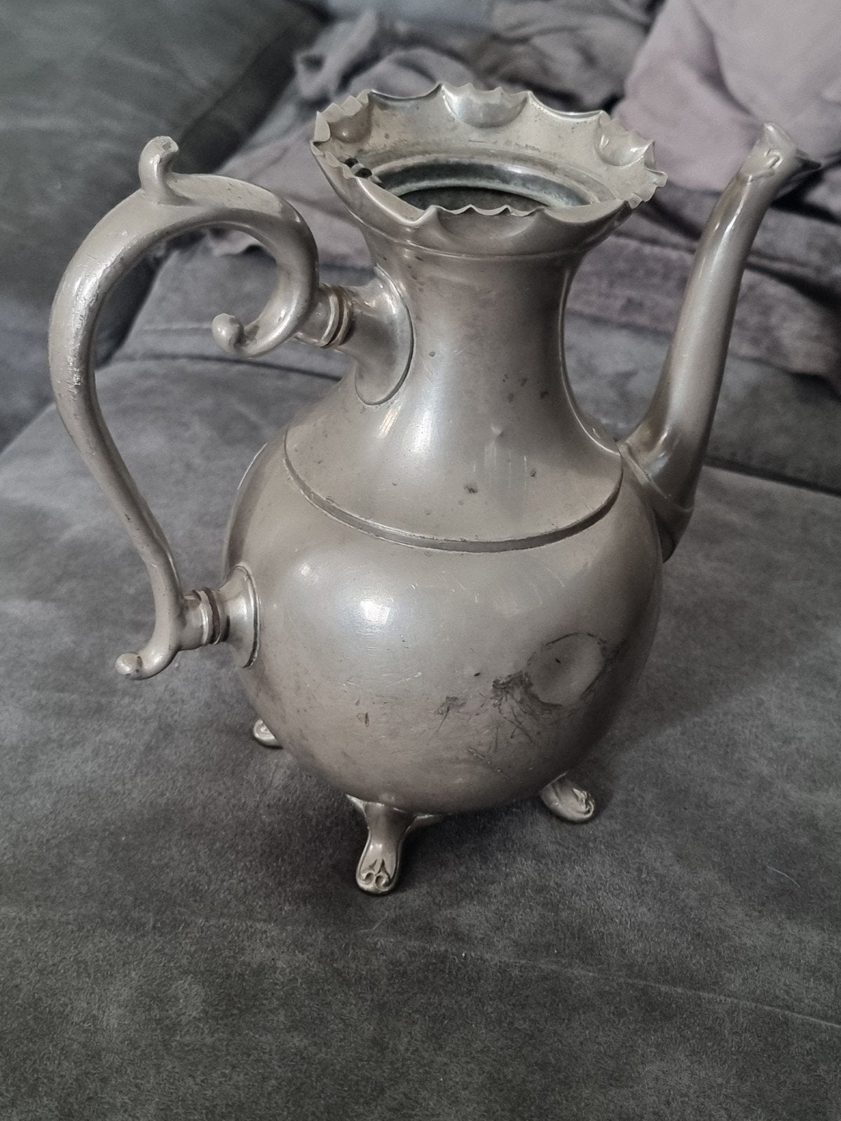 Theepot, Ophalen