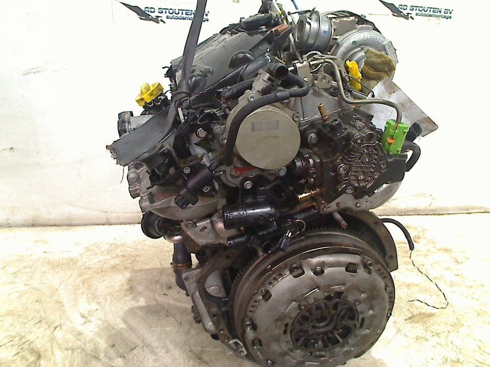Motor Renault Laguna III Estate (KT) (2008-03/2015-12), Gebruikt, Renault Deutschland AG, Dialog.deutschland@renault.de, Peter-Huppertz-Straße 5, Köln 51063, , Duitsland