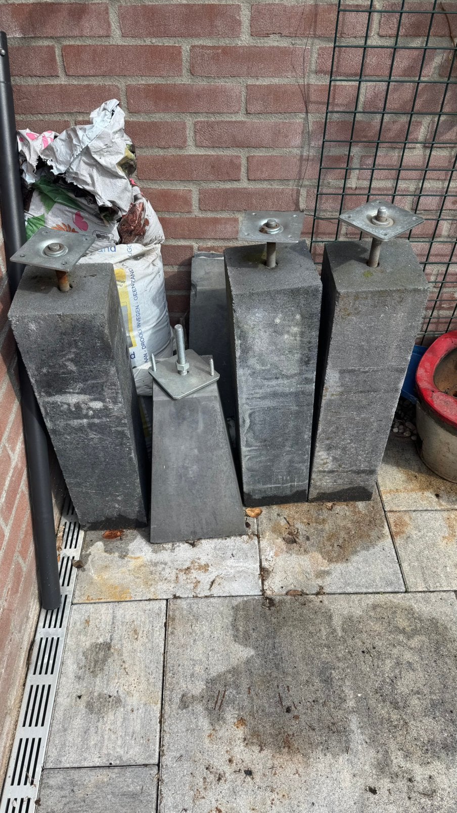 Betonpoeren, Ophalen, Zo goed als nieuw, Minder dan 180 cm, Palen