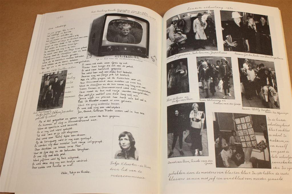 School Met Den Bijbel Siegerswoude — Jubileumboek 1922-1984, Ophalen of Verzenden, Gelezen