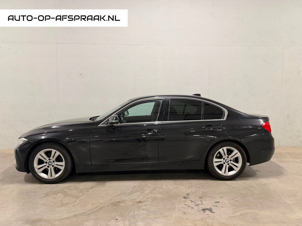BMW 3-serie 320i High Executive Navi Automaat Cruise Clima S, Auto's, BMW, Automaat, Euro 5, Gebruikt, 4 cilinders