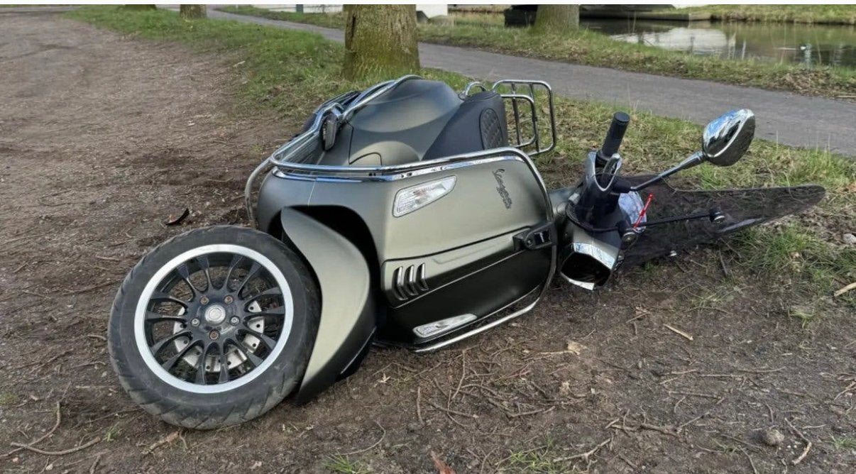 Wij kopen jouw (stukke) Vespa Sprint/ Primavera vandaag nog, Ophalen, Overige typen, Vespa