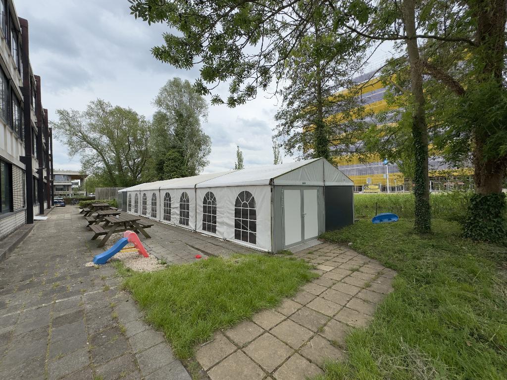 Witte evenemententent 6x25 meter, Ophalen, Overige typen, 6 meter of meer, Zo goed als nieuw