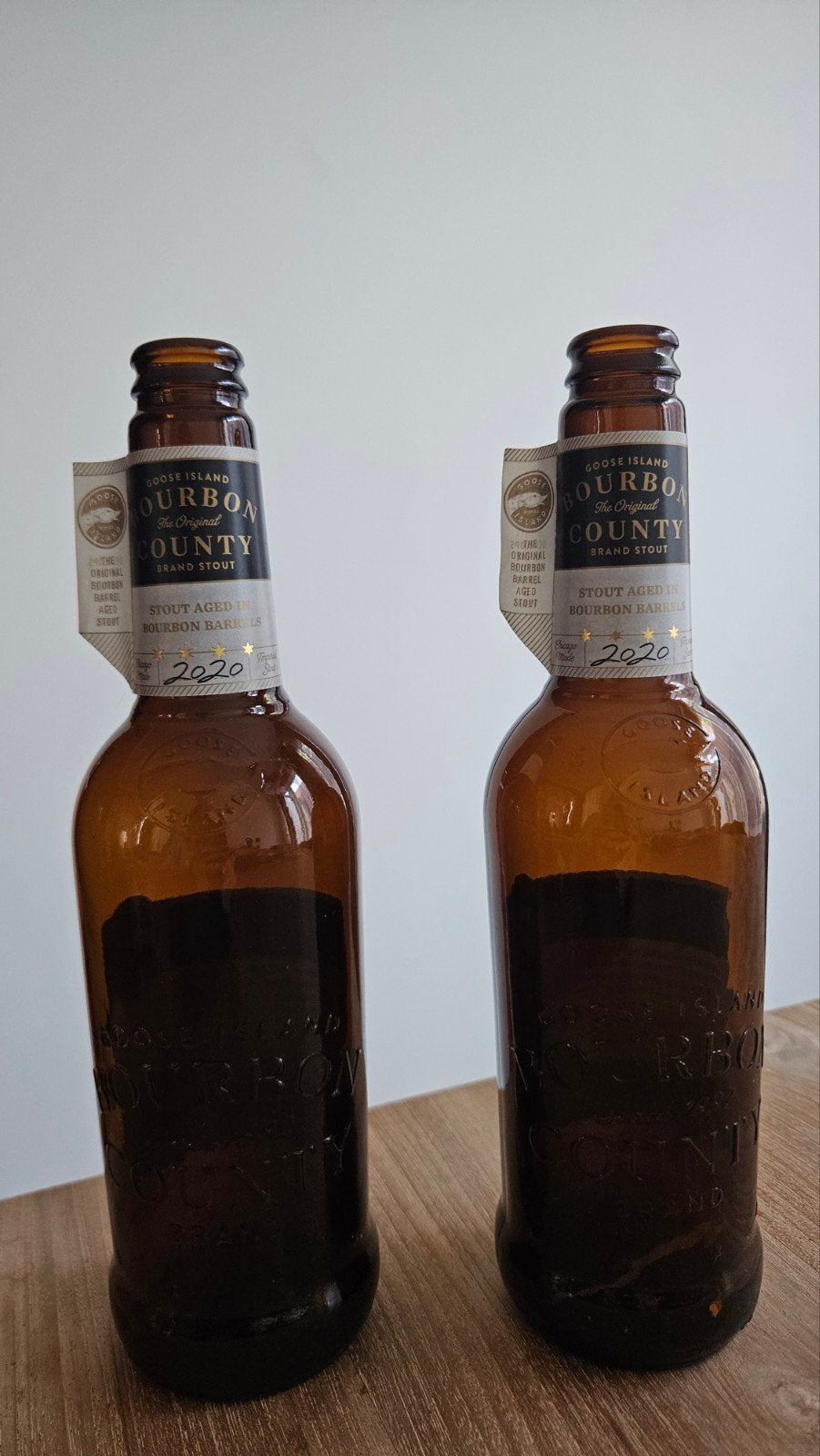 2 bierflesjes Goose Island bourbon county stout 2020, Ophalen of Verzenden