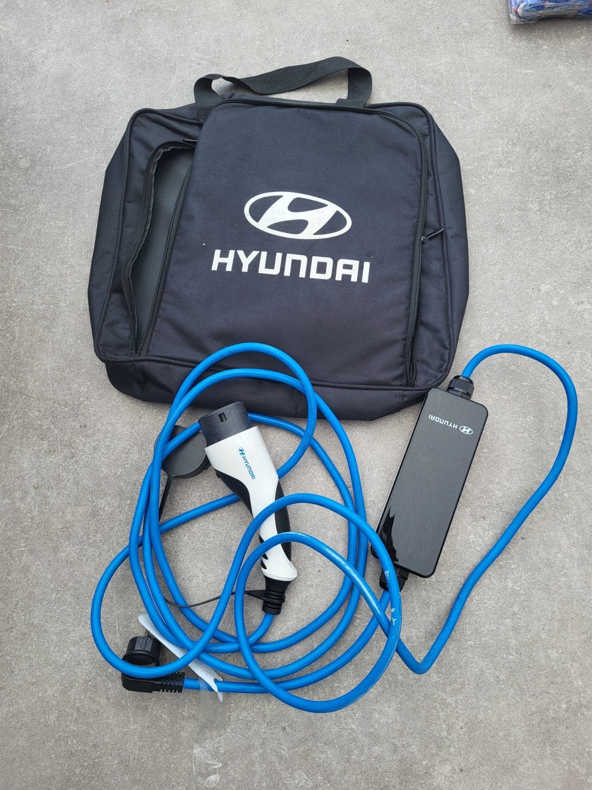 Hyundai thuislader 230v, Ophalen of Verzenden, Zo goed als nieuw, Laadkabel