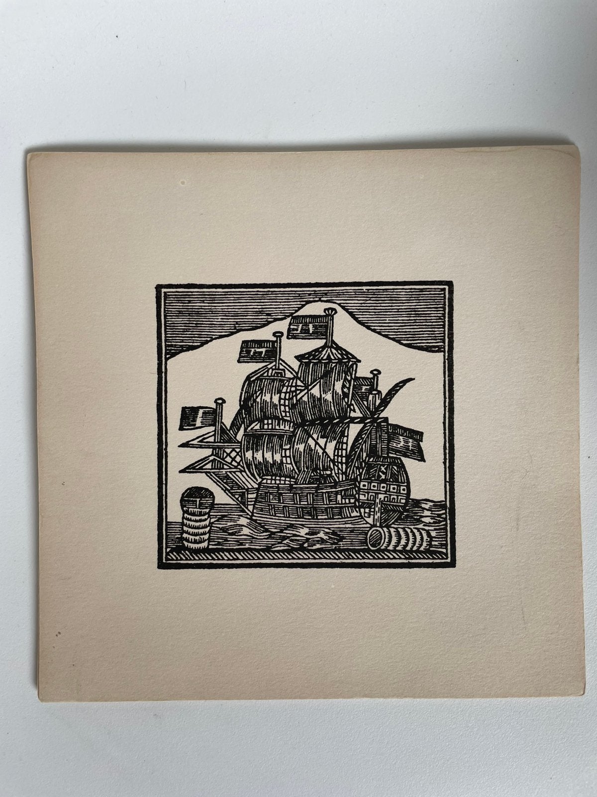 houtsnede grafiek ‘driemaster’ fraaie druk. Hoogte ca 25 cm, Antiek en Kunst, Ophalen of Verzenden, Landschap, Houtsnede