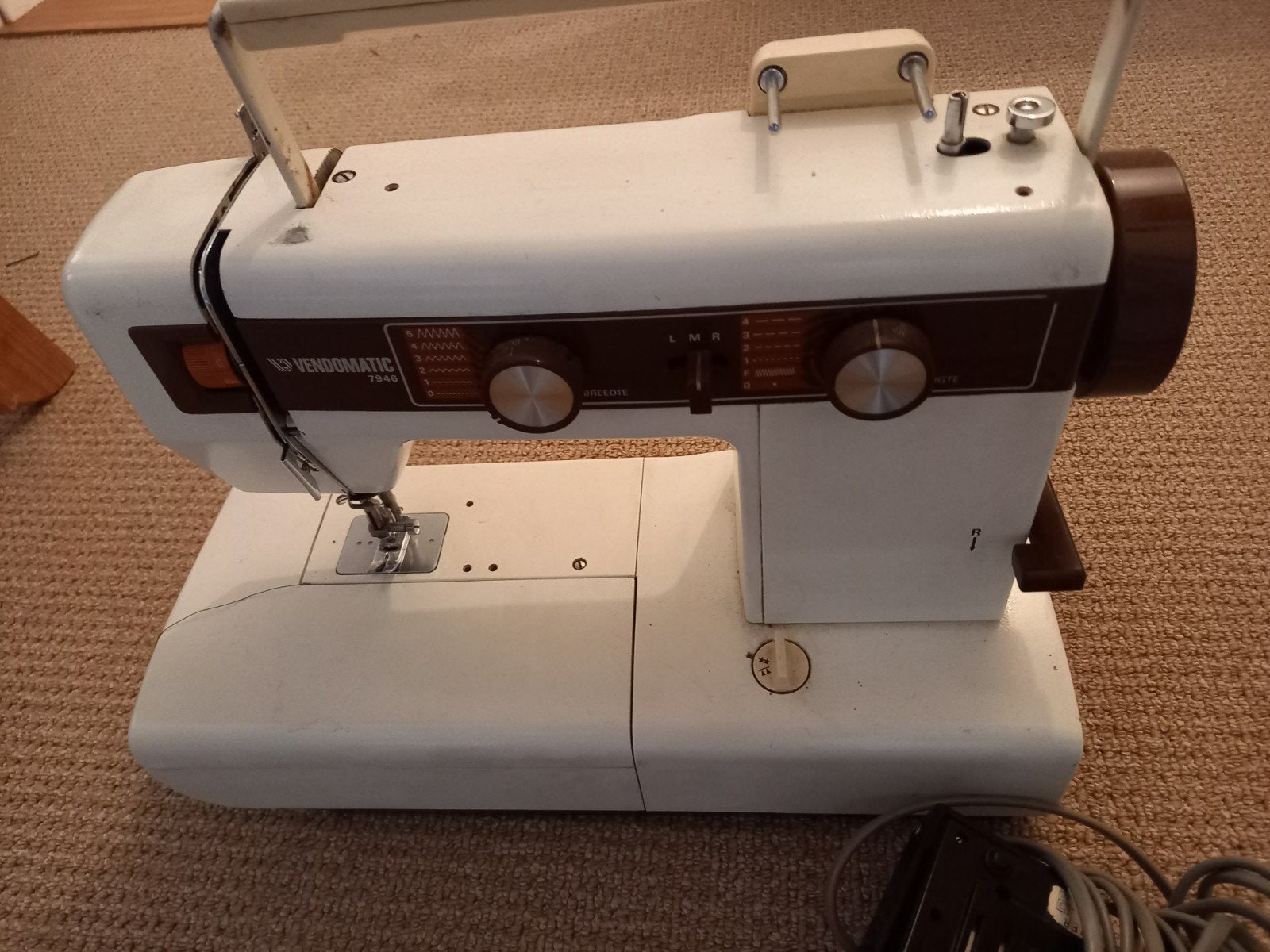 Naaimachine (moet nagekeken), Ophalen, Gebruikt, Naaimachine, Overige merken