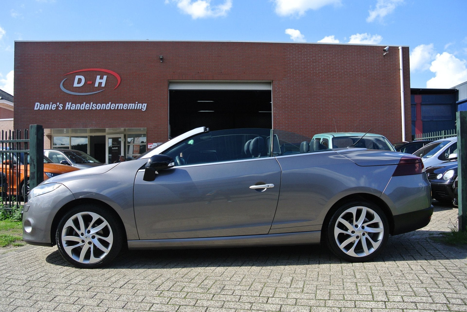 Renault Mégane Coupé-Cabriolet 2.0 Privilège leder automa, Auto's, Renault, Euro 5, Gebruikt, 750 kg, 4 cilinders