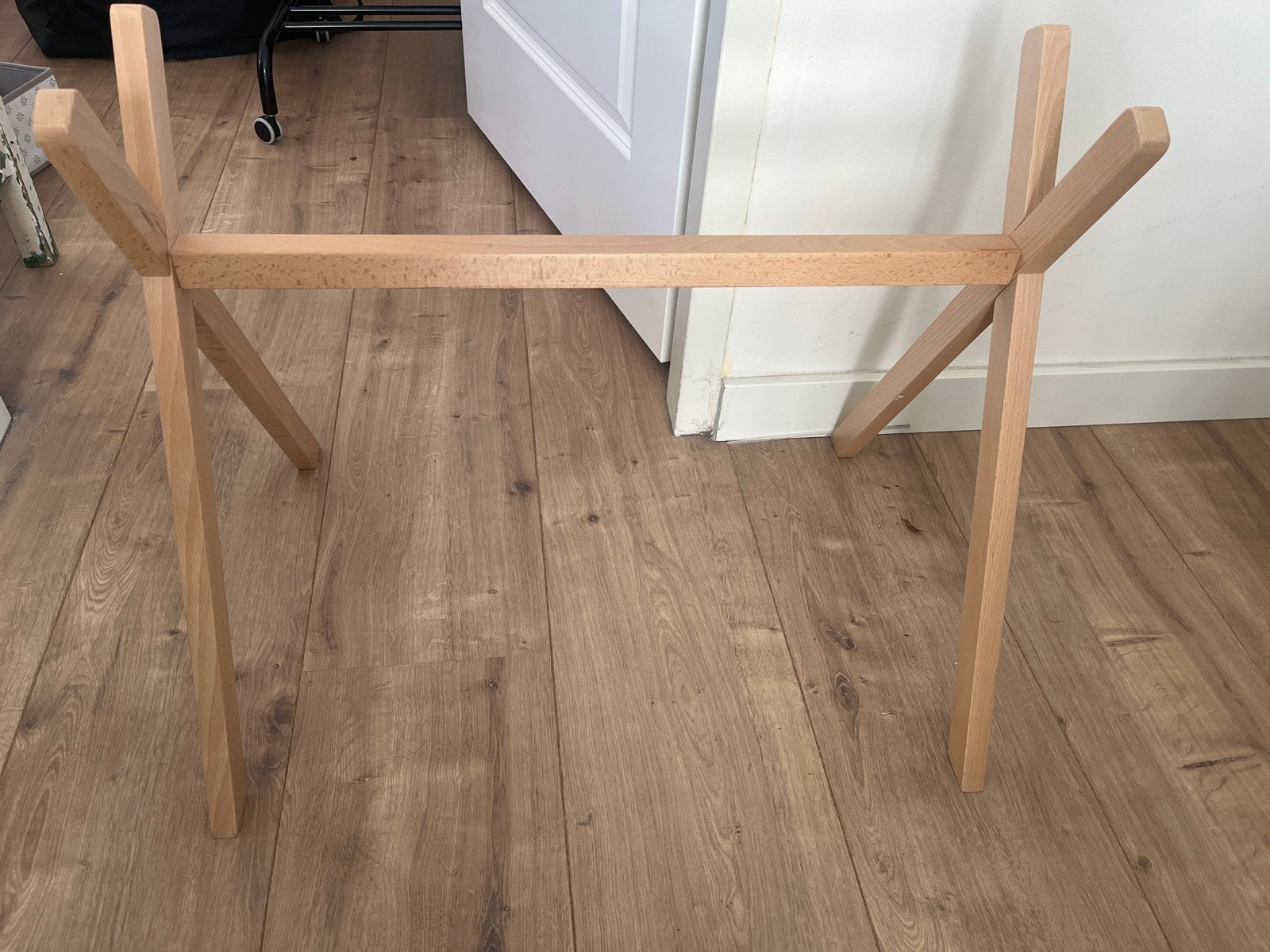 Houten babybox onderstel, Ophalen, Gebruikt, Rechthoekig