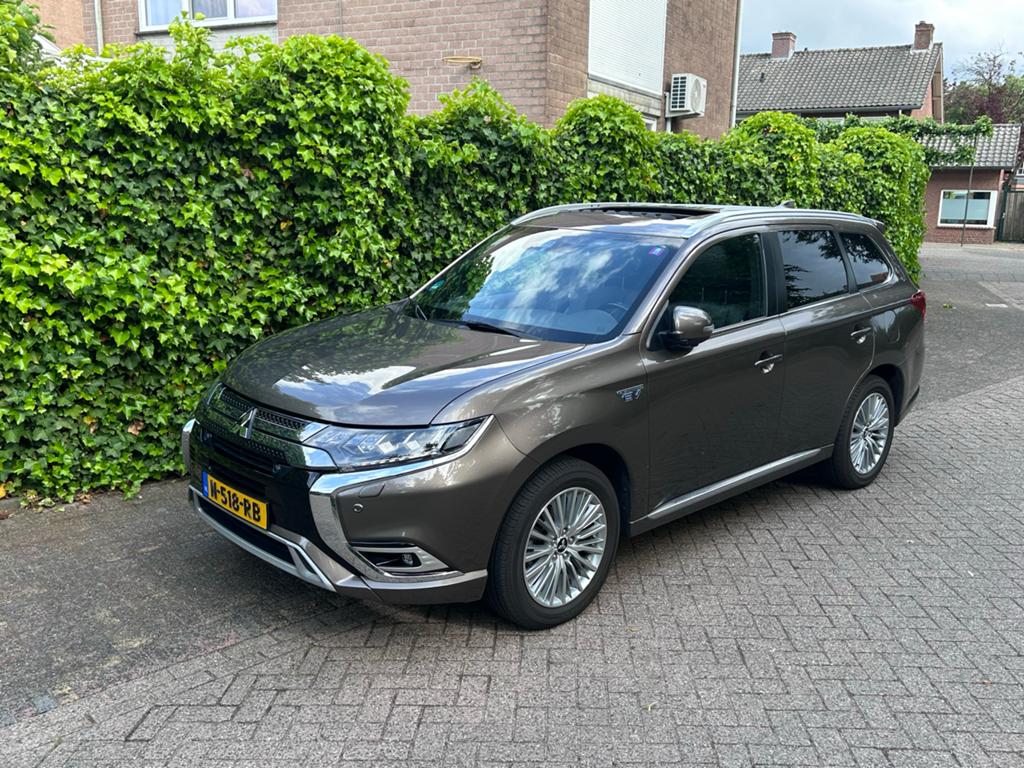 Mitsubishi Outlander 2.4 Phev Instyle 2019, Auto's, Mitsubishi, Particulier, Outlander, 360° camera, ABS, Achteruitrijcamera, Adaptive Cruise Control