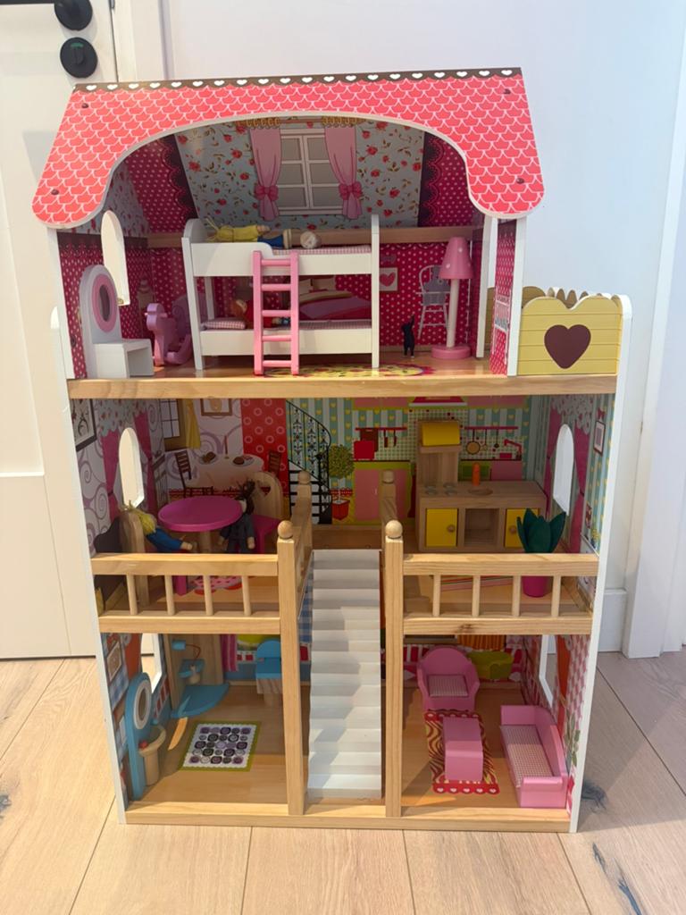 Leuk poppenhuis inc meubeltjes, Ophalen, Zo goed als nieuw, Poppenhuis