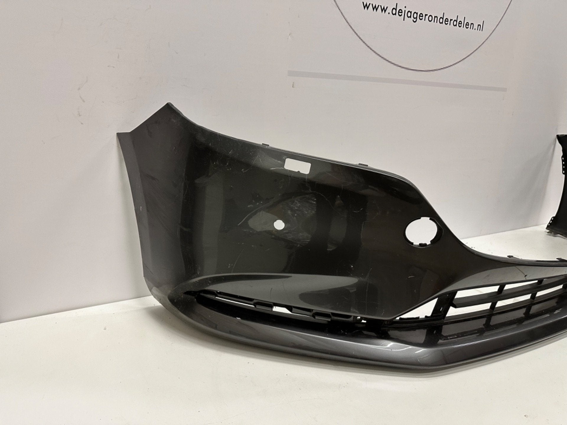 MAZDA CX-5 CX5 II VOORBUMPER BUMPER KB8A-50031, Gebruikt, Shinchi, Fuchu-Cho 3-1
730-8670  Hiroshima, Mazda Motor Corporation