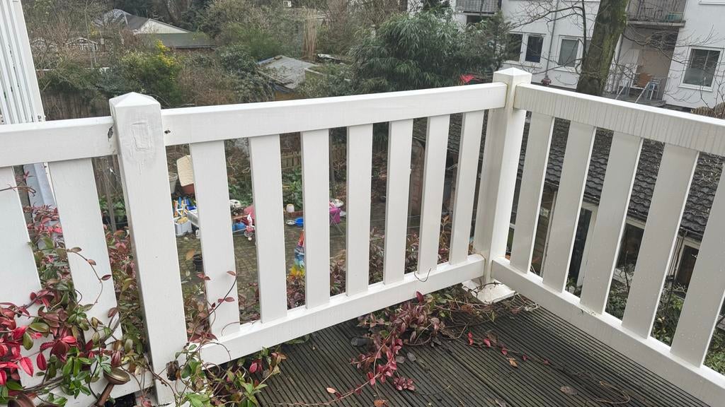 Houten balkonhek / spijkenwerkhek, Tuin en Terras, Tuinhekken en Hekwerk, Ophalen, Gebruikt, Hout, Spijlenhekwerk