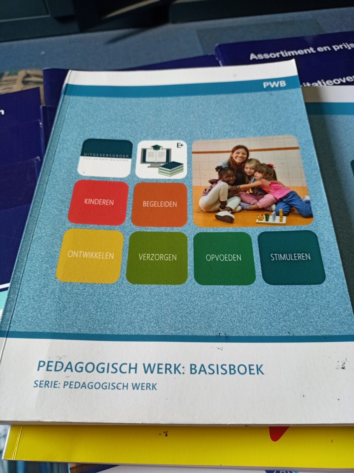 Studie boeken mbo, Boeken, Ophalen of Verzenden, Zo goed als nieuw, Overige niveaus