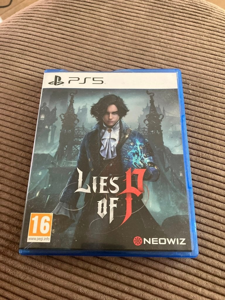 Lies of P, Verzenden, Zo goed als nieuw