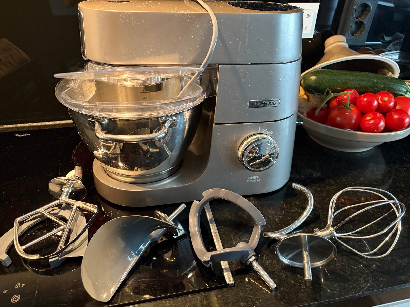 Kenwood Chef Titanium Keukenmachine met accessoires, 4 liter of meer, Ophalen of Verzenden, Gebruikt, 3 snelheden of meer