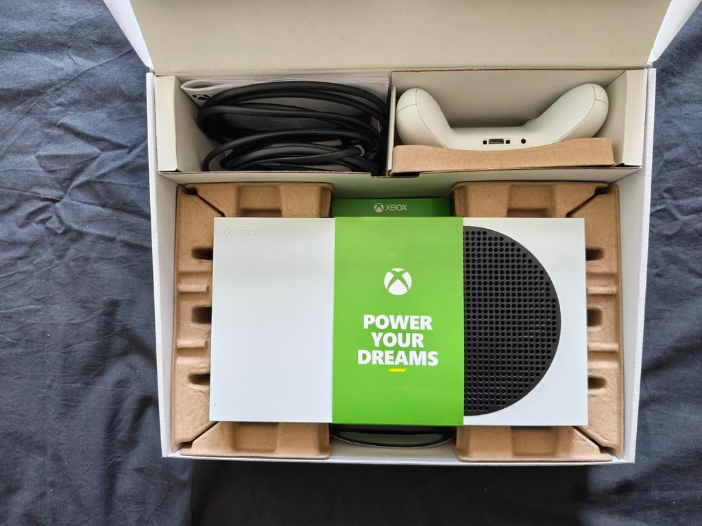 Xbox Series S in goede staat, Spelcomputers en Games, Spelcomputers | Xbox Series X en S, Ophalen of Verzenden, Zo goed als nieuw