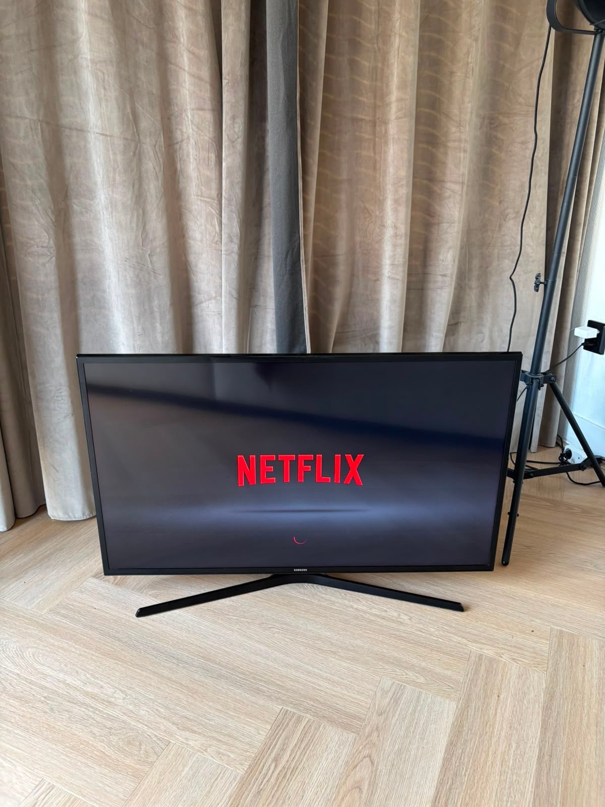 Samsung Smart TV - 40 inch - 4K, Ophalen, 50 Hz, Zo goed als nieuw, Samsung