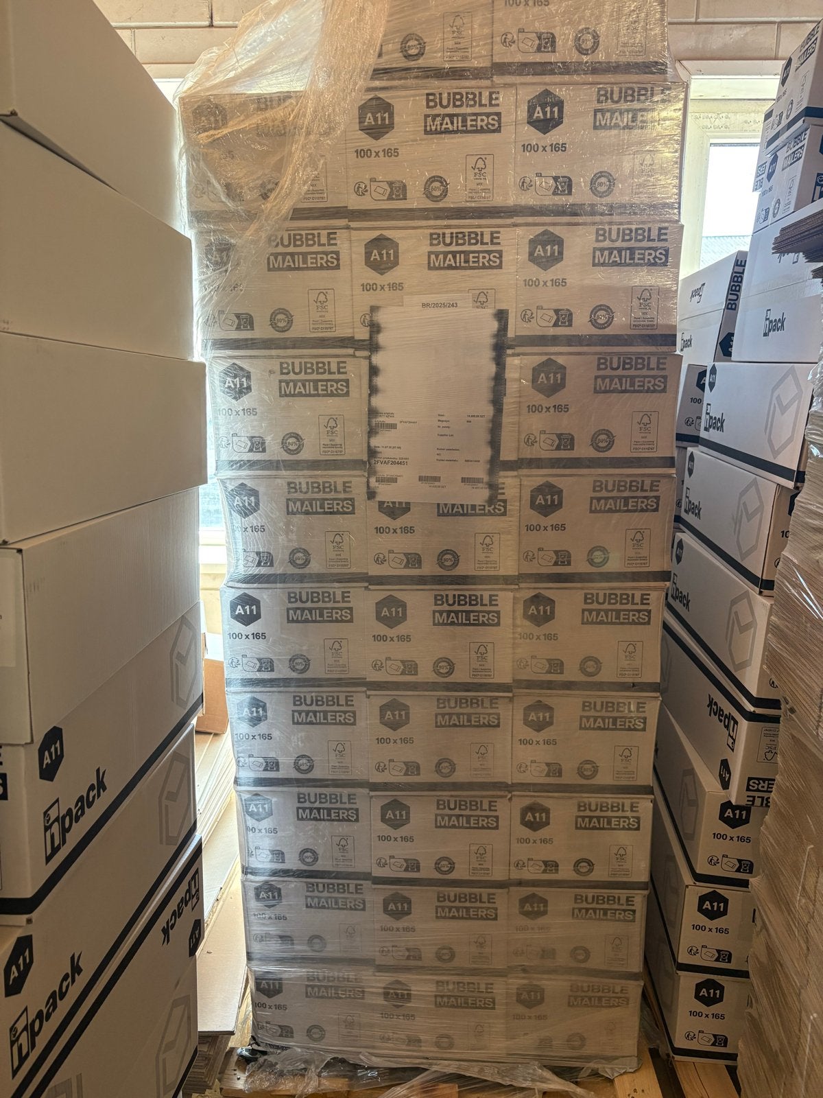 240 dozen A11 luchtkussenenveloppen., Ophalen