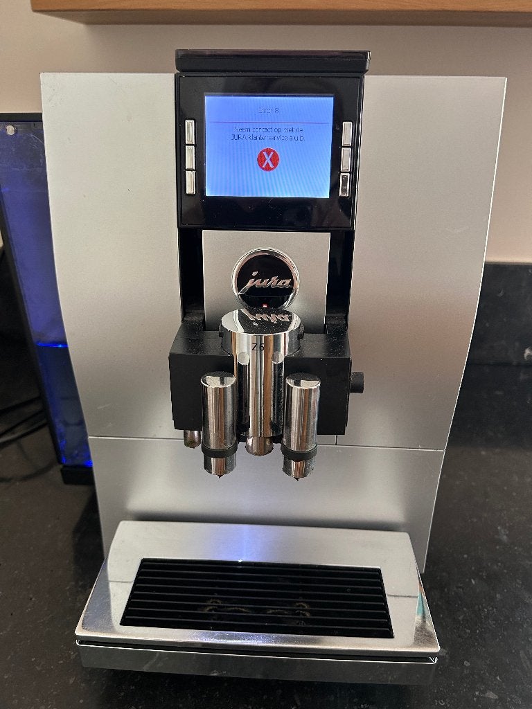 Jura Z6 Koffiemachine, Ophalen of Verzenden, 1 kopje, Niet werkend, Combi