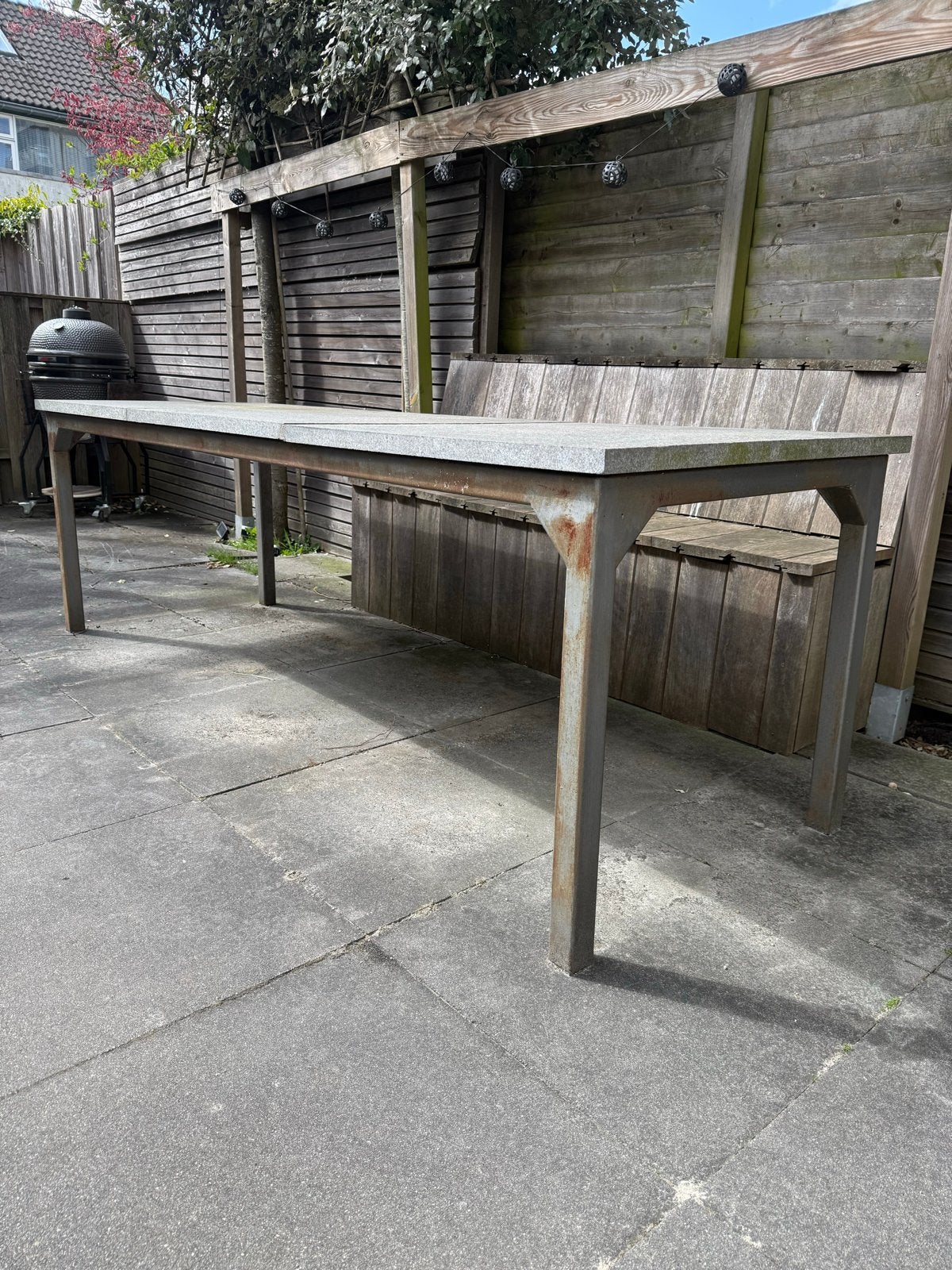 Robuuste tuintafel met natuurstenen blad, Ophalen, Gebruikt, 200 cm of meer, 50 tot 100 cm