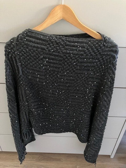 Te koop; poncho taupekleuring met pailletten, Ophalen of Verzenden, Zo goed als nieuw, Maat 38/40 (M), Overige kleuren