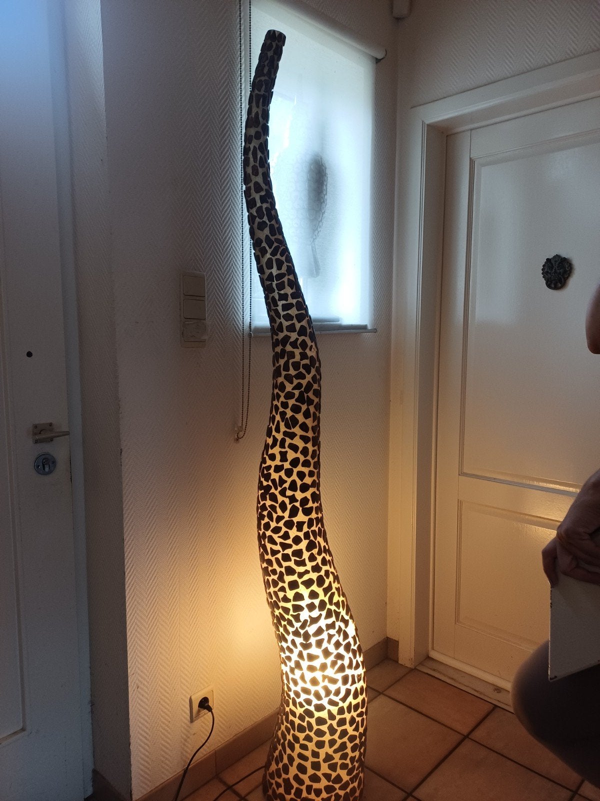 2x Unieke vloerlamp met mozaïek van kokosnootschalen, Overige materialen, Exotisch, Organisch, Modern, Ophalen of Verzenden, Zo goed als nieuw