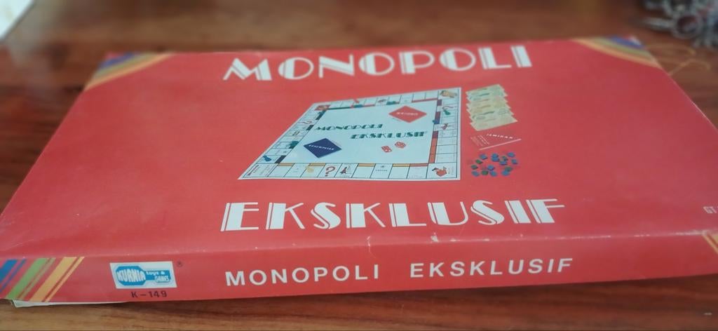 Monopoli Eksklusif Bordspel - Vintage Indonesische Editie, Vijf spelers of meer, Ophalen, Gebruikt, Warna Toys & Games