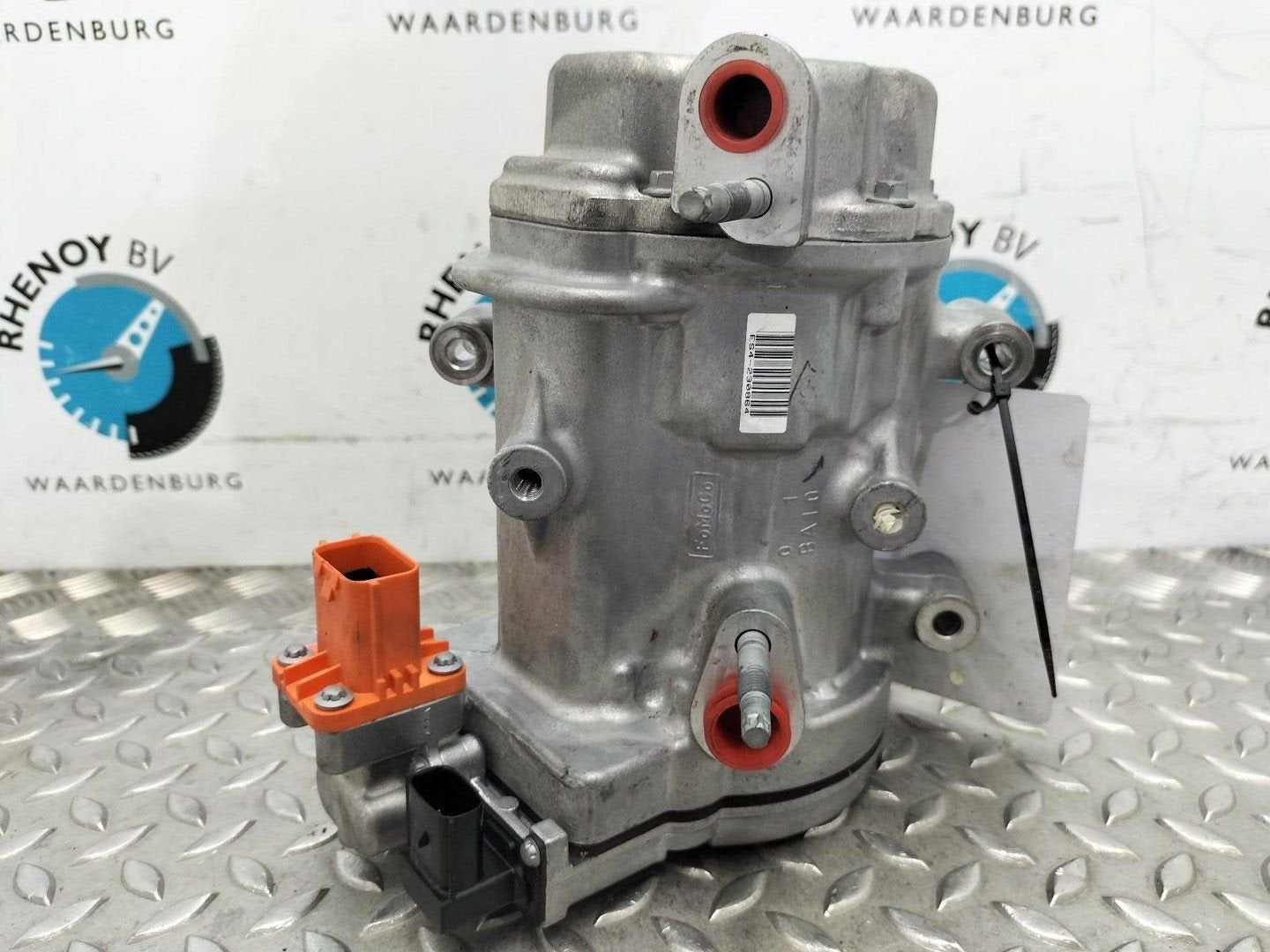 FORD KUGA AIRCO COMPRESSOR / AIRCOPOMP 2020, Ophalen of Verzenden, Gebruikt, Stiba lid