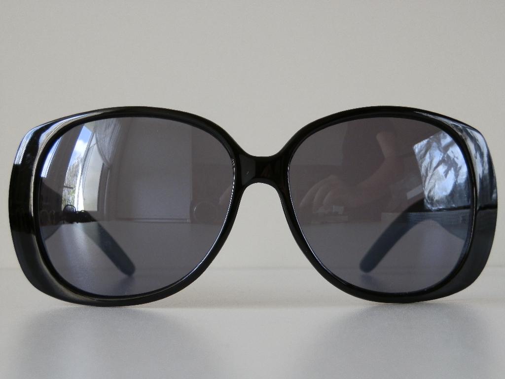 Zonnebril. Model A60276., Overige merken, Ophalen of Verzenden, Zo goed als nieuw, Overige kleuren