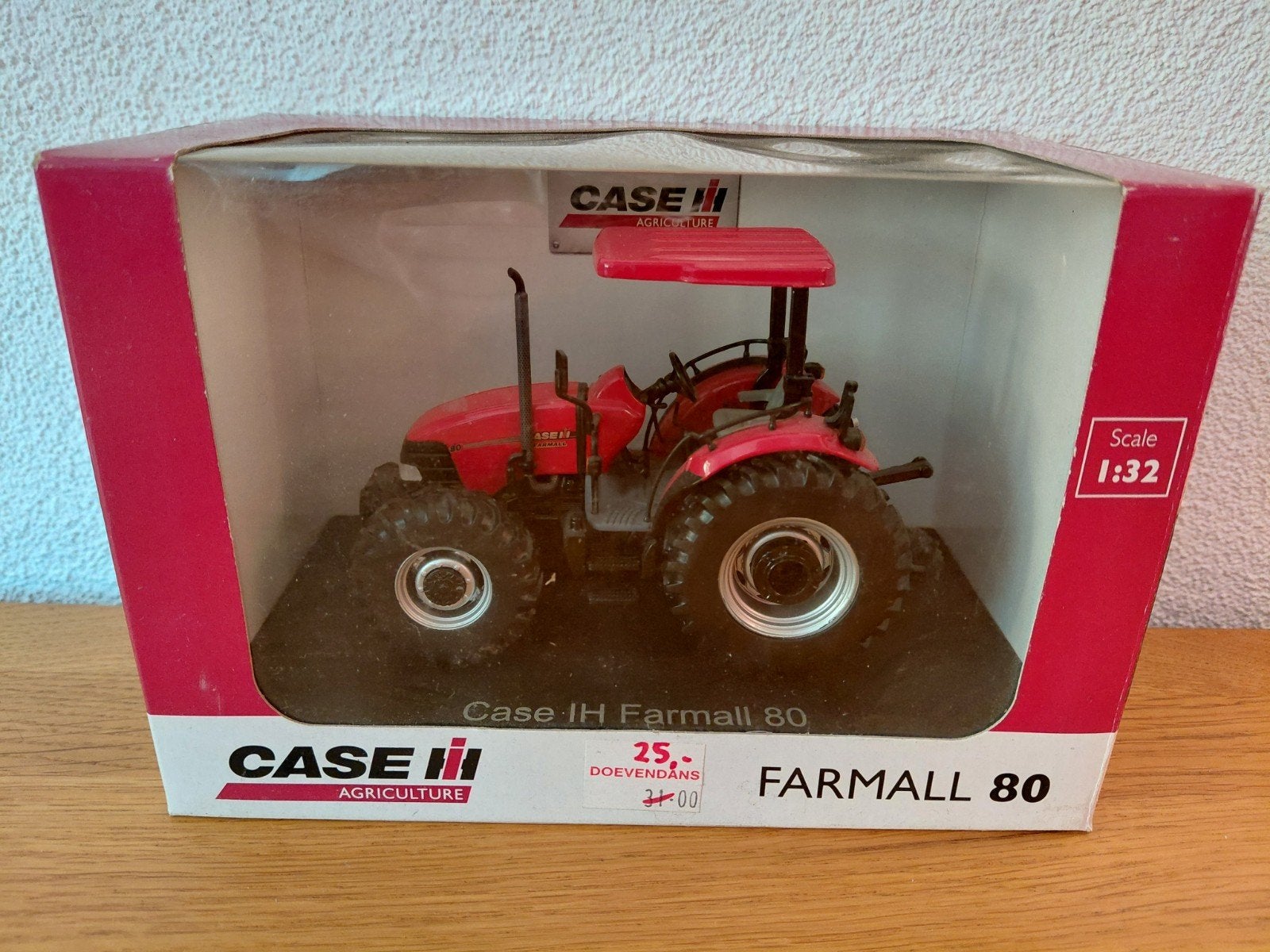Case IH Farmall 80 Tractor Model 1:32 - Nieuw in doos, Ophalen, Nieuw, Tractor of Landbouw, Overige merken