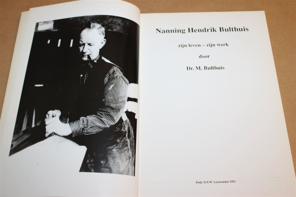 Nanning Hendrik Bulthuis — Friese Beeldhouwer en Houtsnijder, Verzenden, Gelezen
