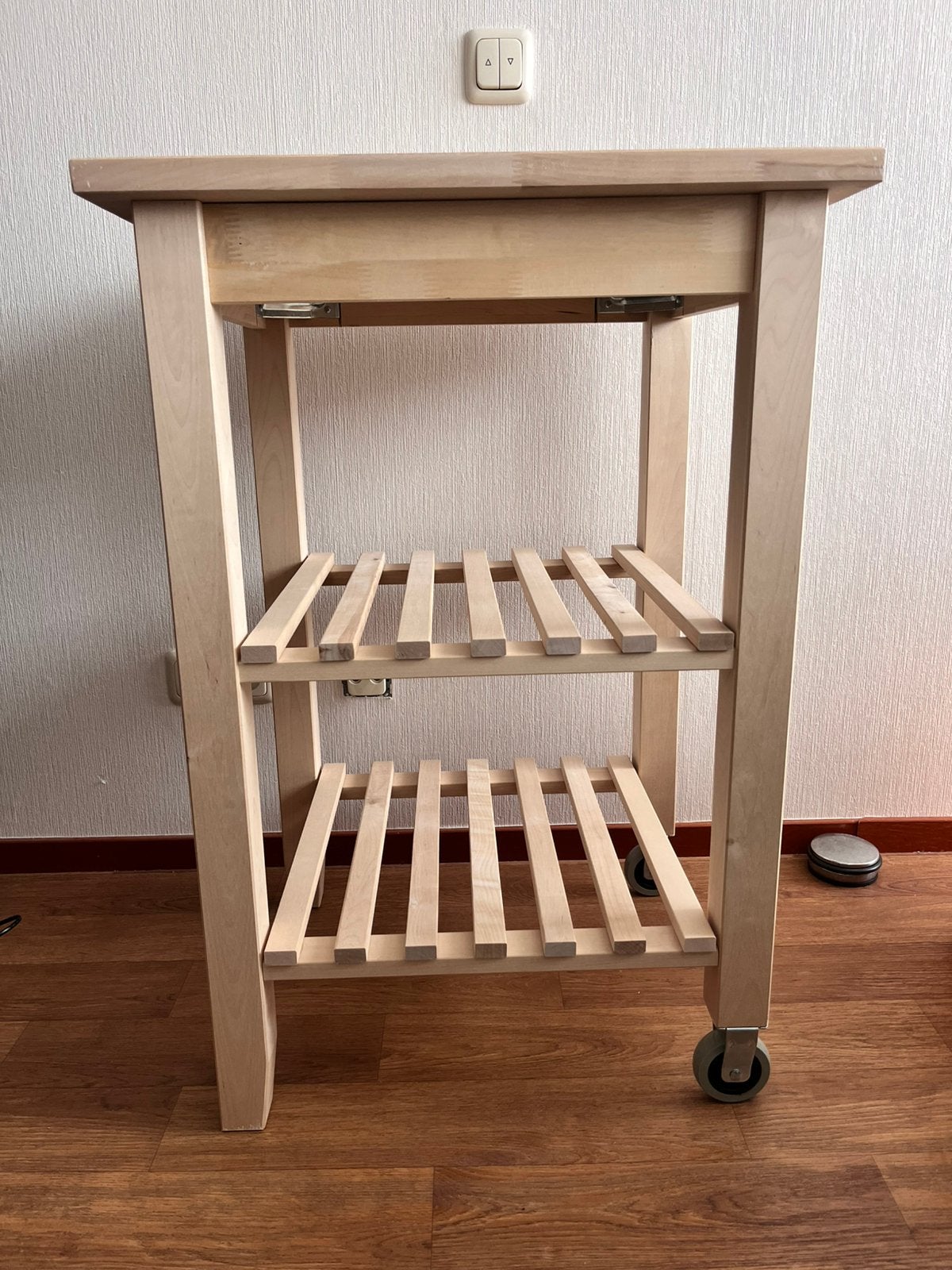 Roltafel, berken hout 0.58x0.50x0.85cm, Zo goed als nieuw, Minder dan 100 cm, 25 tot 50 cm, 50 tot 100 cm
