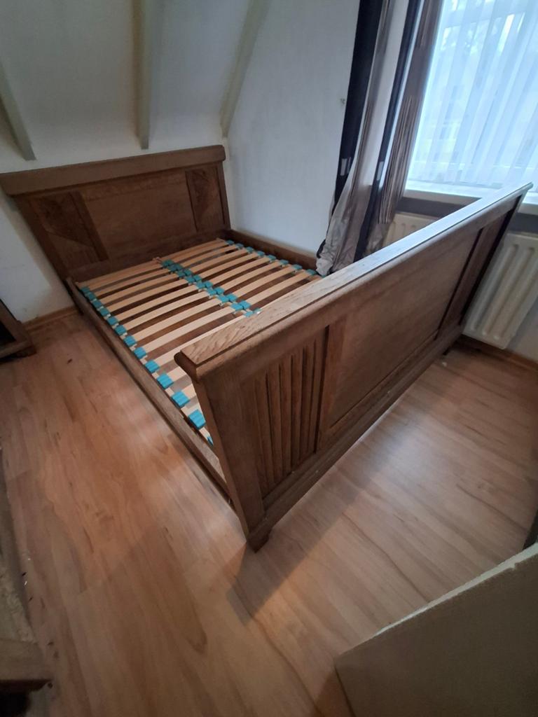 Slaapkamer set , gratis op te halen, Huis en Inrichting, Slaapkamer | Complete slaapkamers, Ophalen, Gebruikt