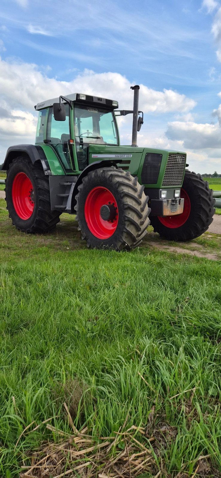 Fendt 824 Favorit Turboshift, Gebruikt, Meer dan 10000, Ophalen of Verzenden, Meer dan 160 Pk