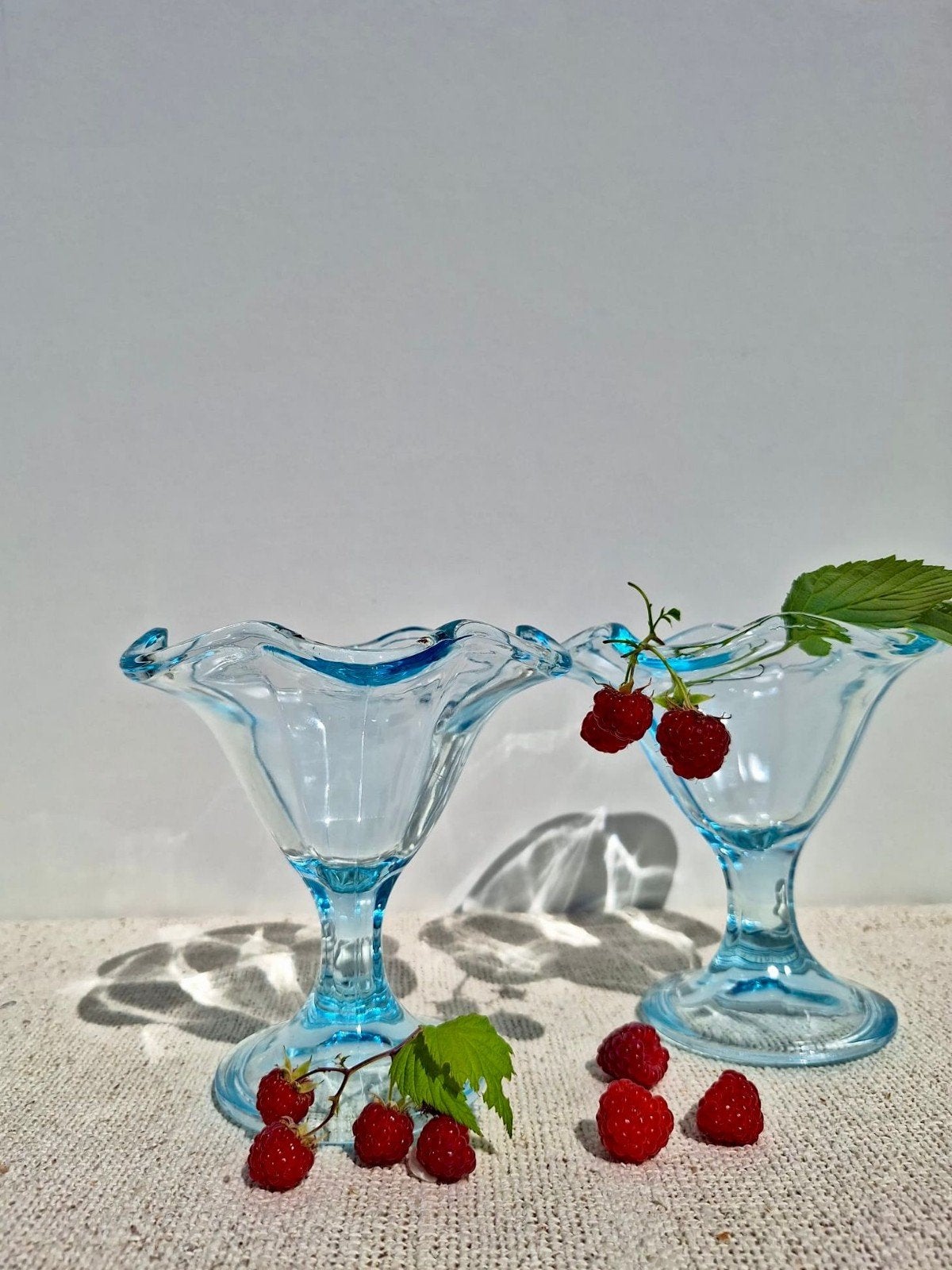 Vintage Italiaanse blauwe glazen ijscoupes, Ophalen of Verzenden, X, Overige stijlen, Glas