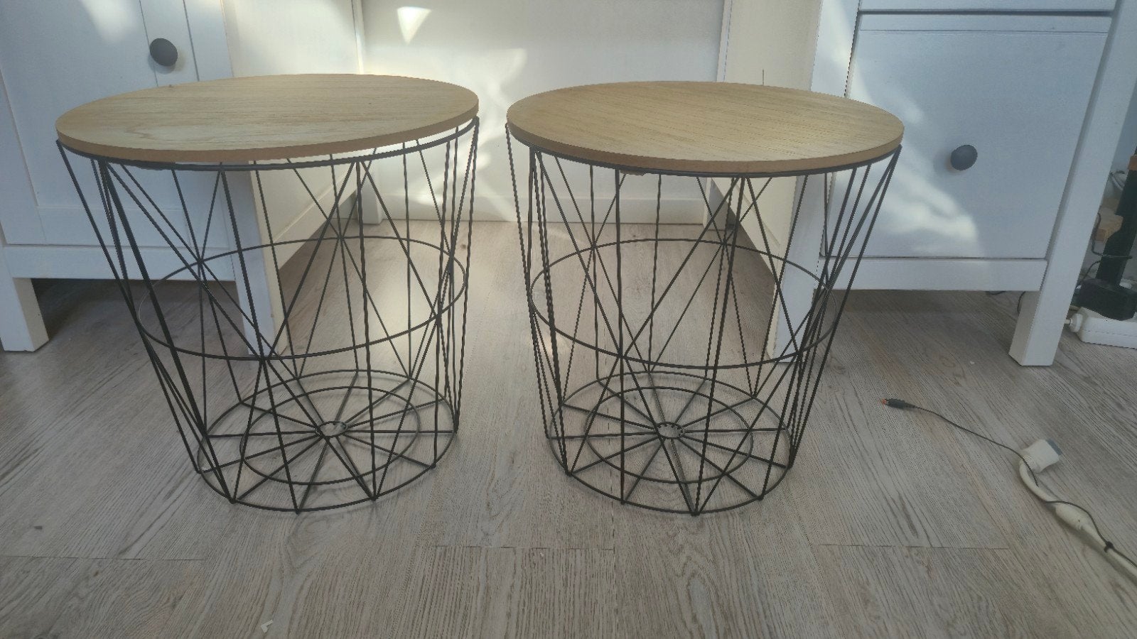 Nachtkastjes / bijzettafels, Huis en Inrichting, Tafels | Bijzettafels, Ophalen, Minder dan 45 cm, Minder dan 55 cm, Rond