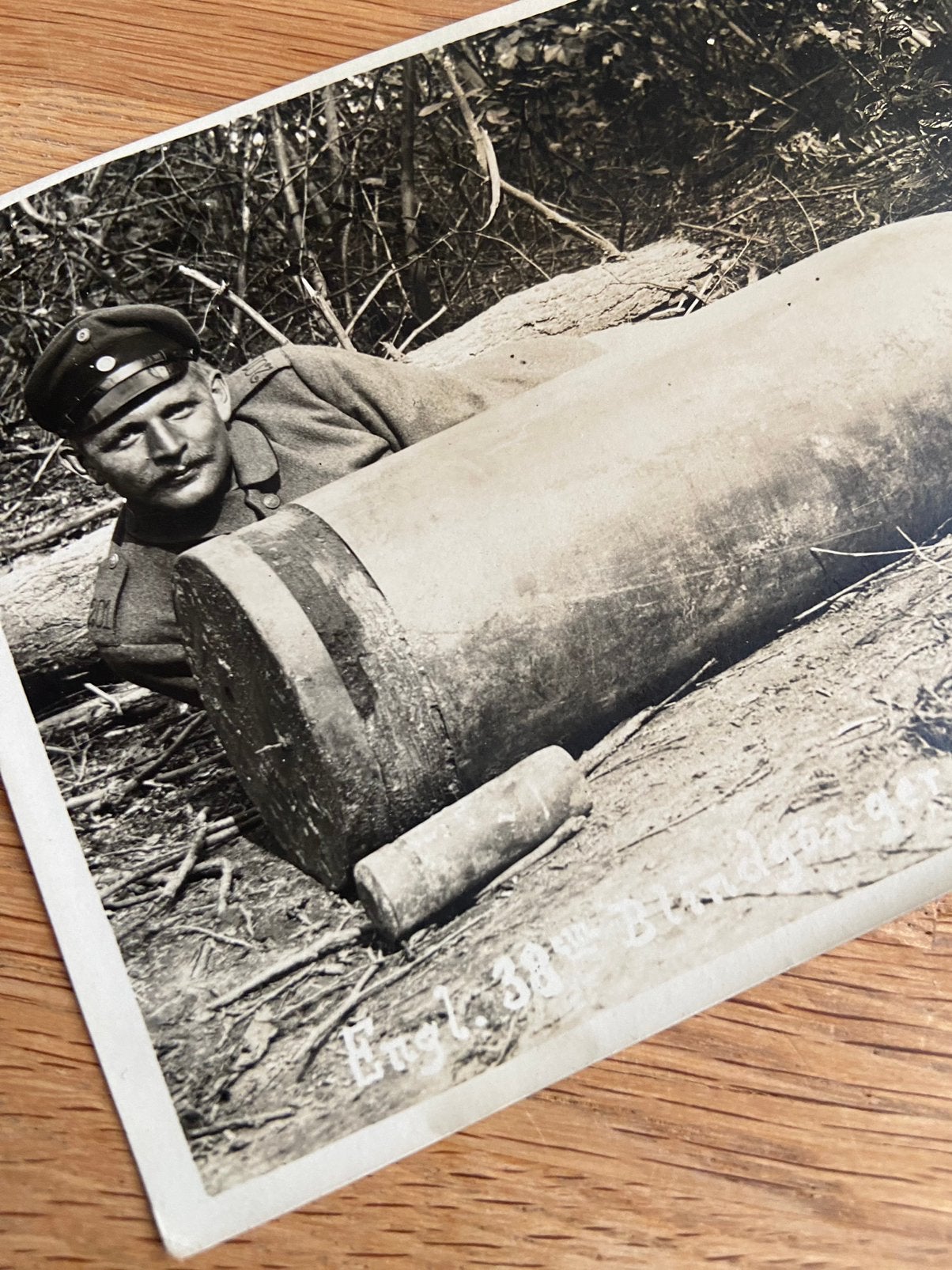 Or Duitse foto kaart WO1 grote bom / granaat, Verzamelen, Verzenden