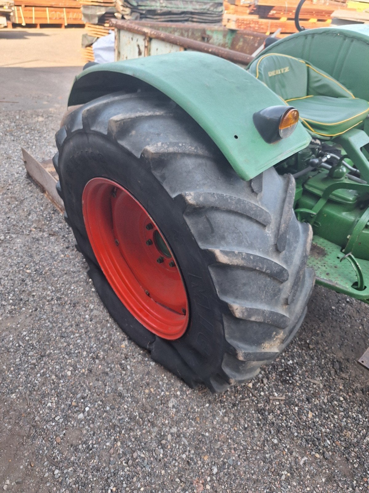 gezocht 480/65 r28 xm108, Zakelijke goederen, Ophalen of Verzenden