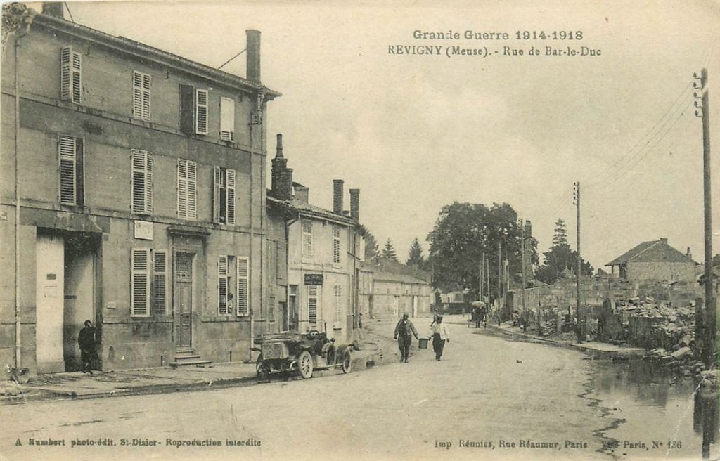 379-050-011 Revigny Meuse Rue de Bar le Duc, Verzenden, Voor 1920, Frankrijk