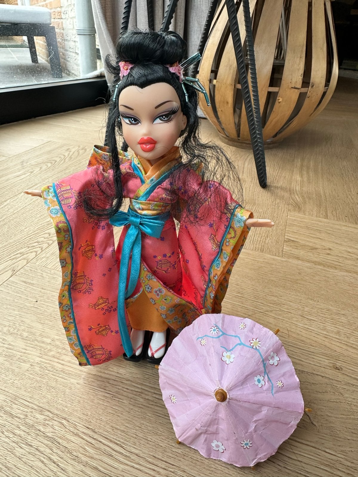 Zeldzame Bratz World Collector's Edition Tokyo Japan May Lin
