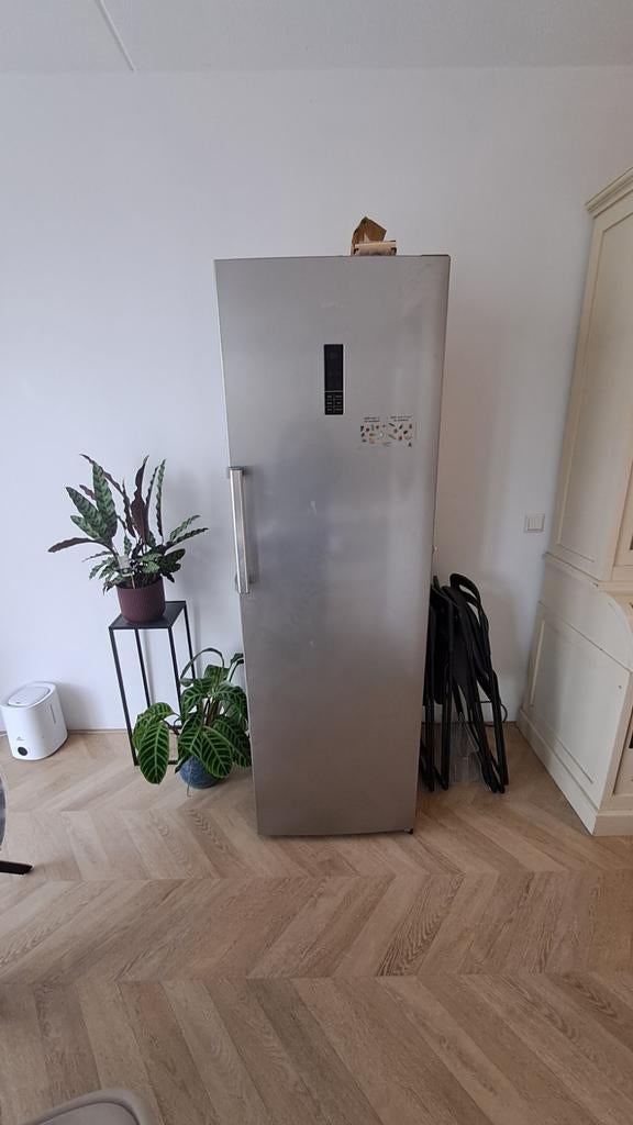 Koenic Koelkast KFR46216A2 - Energiezuinig A++, 200 liter of meer, Energieklasse A of zuiniger, 45 tot 60 cm, Zonder vriesvak