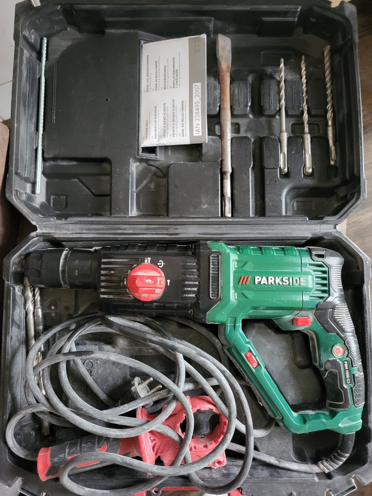 Parkside Boorhamer PBH 1050 C3 met accessoires, Boor- en/of Breekhamer, Ophalen of Verzenden, Klopboormechanisme, Gebruikt