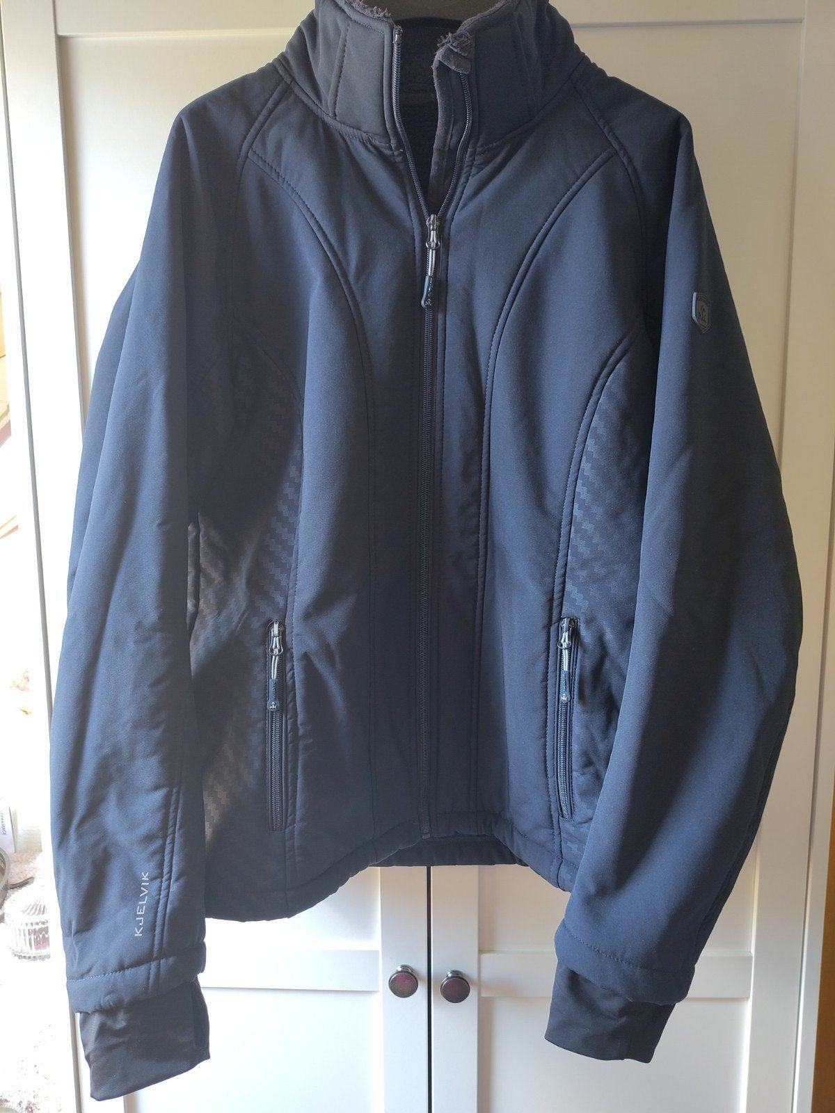Kjelvik damesjas softshelljas marine blauw maat 42, Kleding | Dames, Blauw, Maat 42/44 (L), Ophalen of Verzenden, Kjelvik