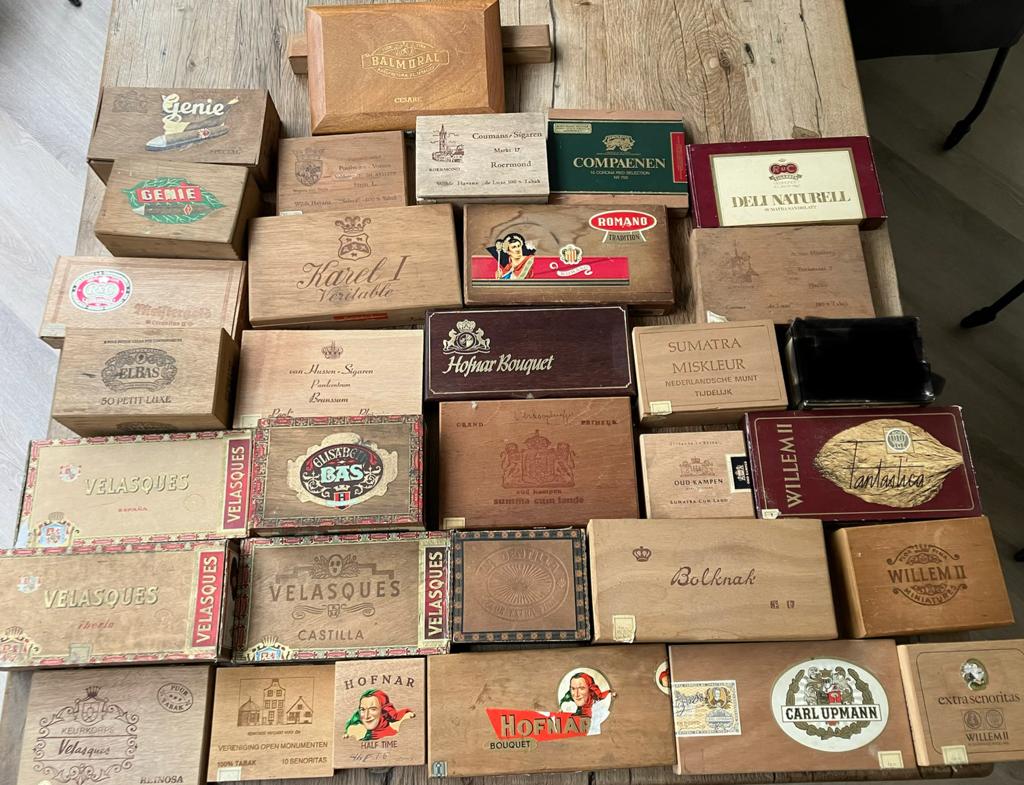 Diverse merken oude houten sigarendozen, Ophalen of Verzenden, Gebruikt, Tabaksdoos of Verpakking