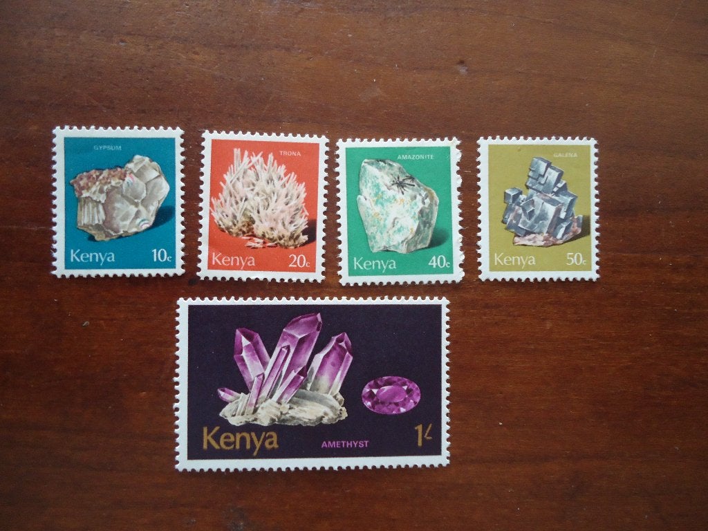 Mineralen Kenya 1977, mi. 96,97,99,100 en 103 postfris, Ophalen of Verzenden, Postfris, Overige thema's