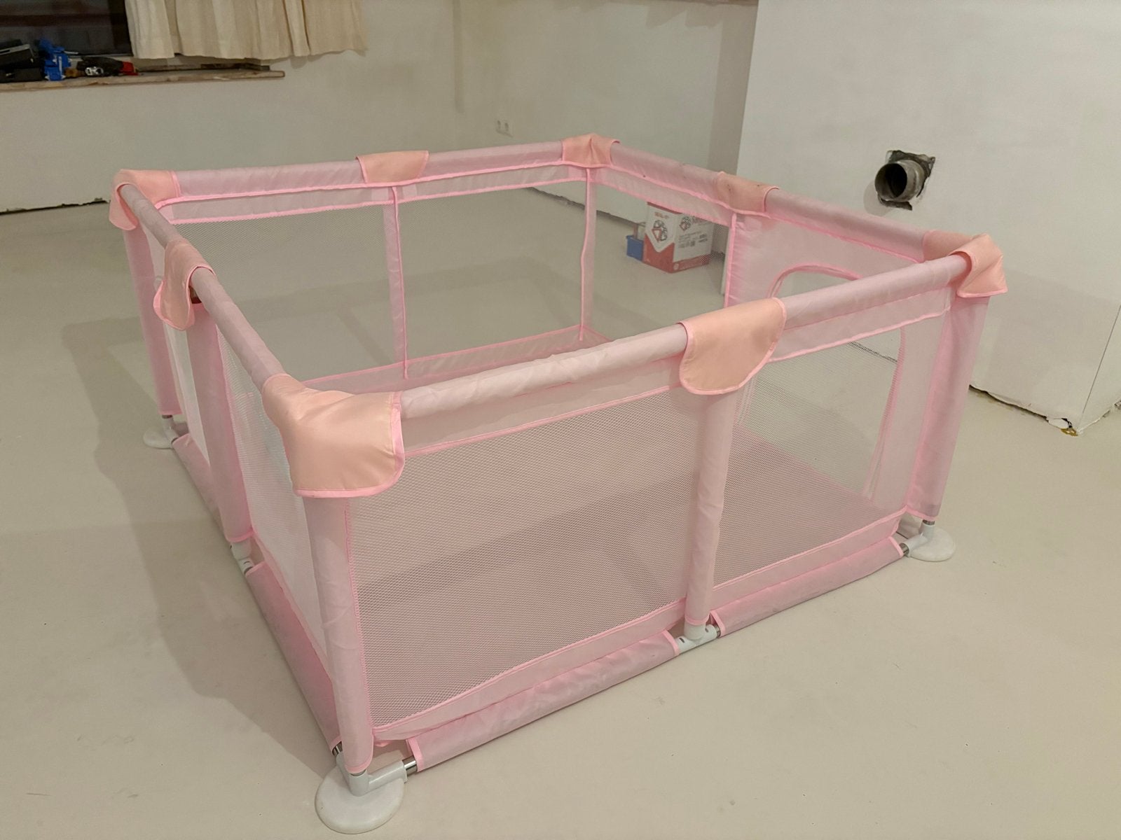 Roze Grondbox 120x120x60 cm - Zo goed als nieuw, Ophalen, Gebruikt, Vierkant