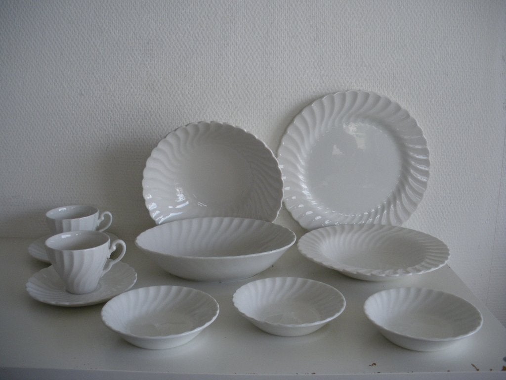 Johnson Brothers Regency white servies, Ophalen of Verzenden, Zo goed als nieuw, Bord(en), Overige stijlen